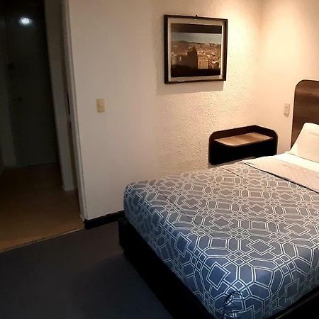 Hb Express Hotel Tlaxcala Экстерьер фото