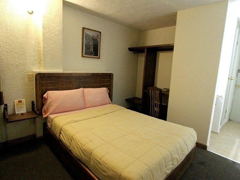 Hb Express Hotel Tlaxcala Экстерьер фото
