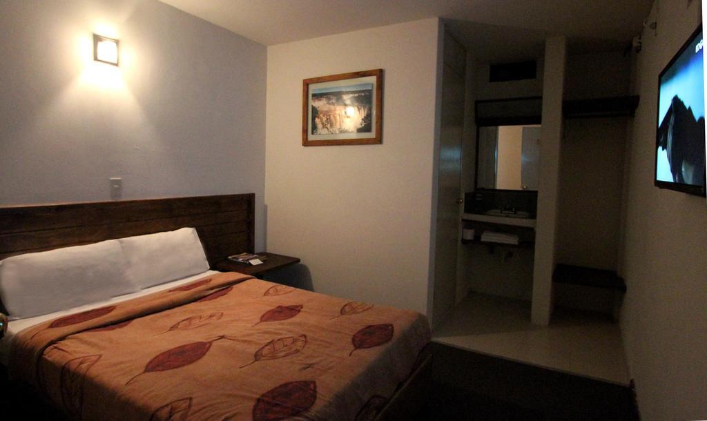 Hb Express Hotel Tlaxcala Номер фото