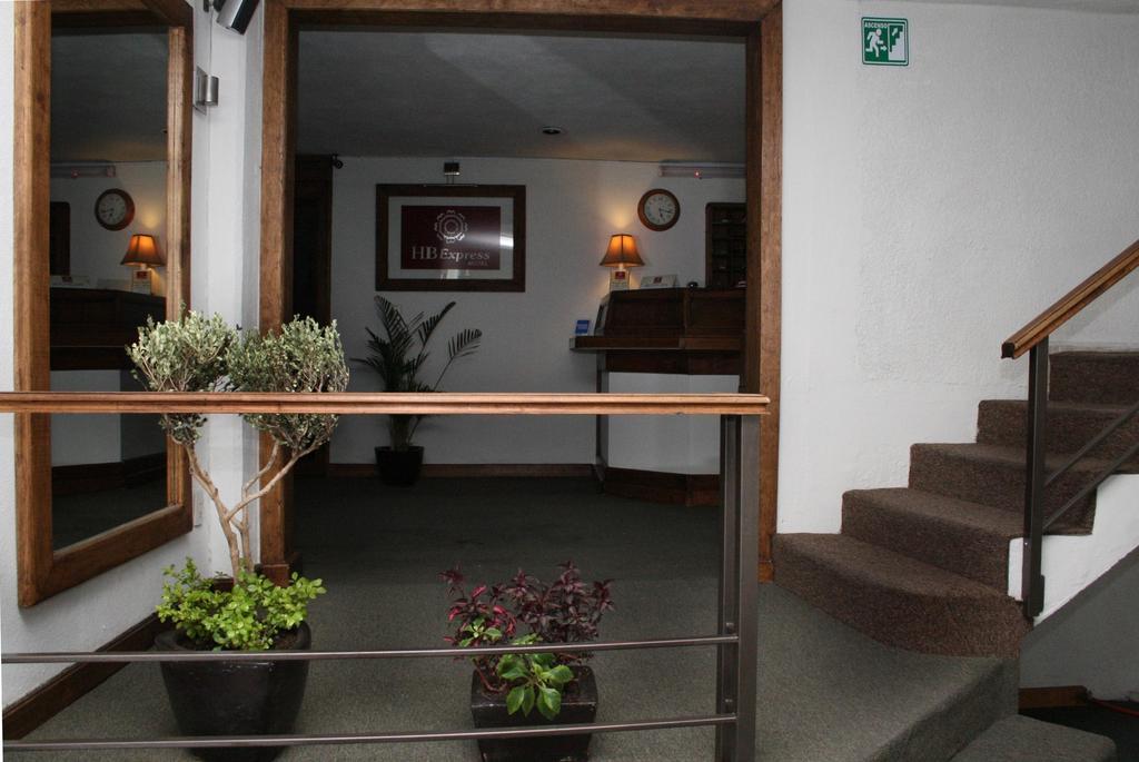 Hb Express Hotel Tlaxcala Экстерьер фото